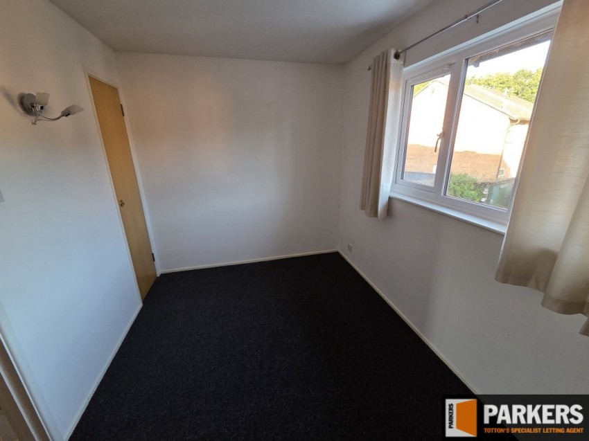 Images for Dickens Dell, Totton