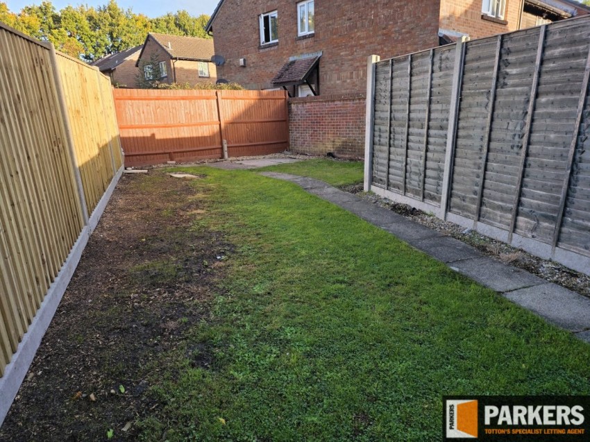 Images for Dickens Dell, Totton