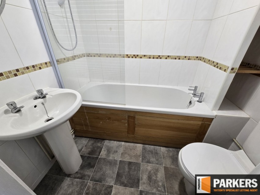 Images for Rufus Gardens, Totton