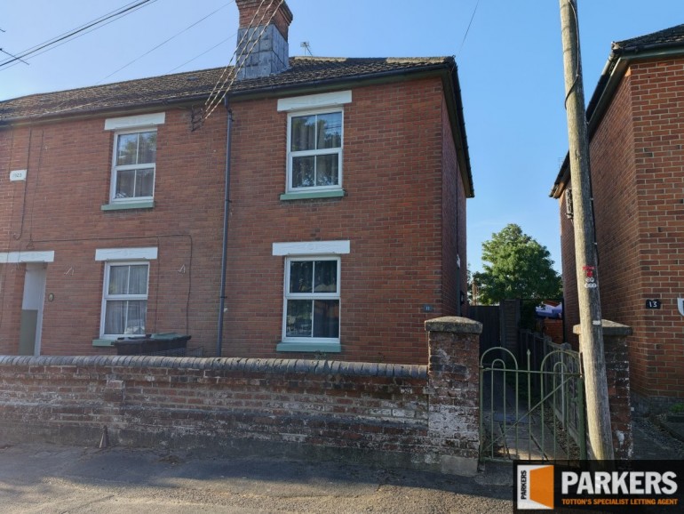 School Road, Totton