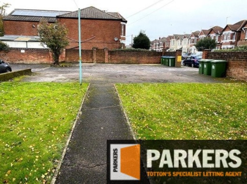 Images for Howard Road, Shirley