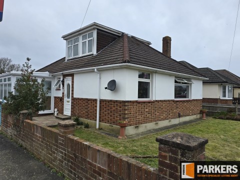 View Full Details for Milverton Close, Eling