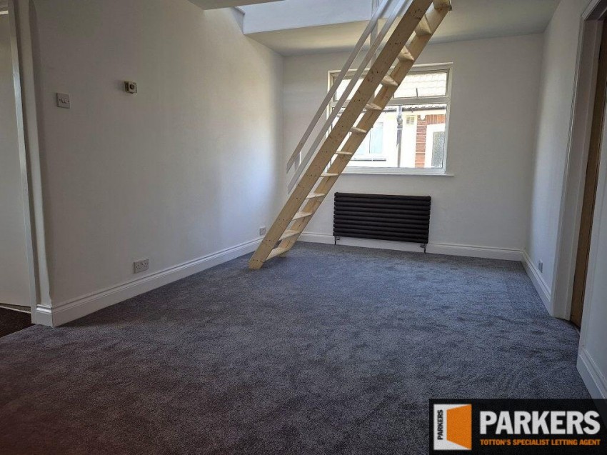 Images for Milverton Close, Eling