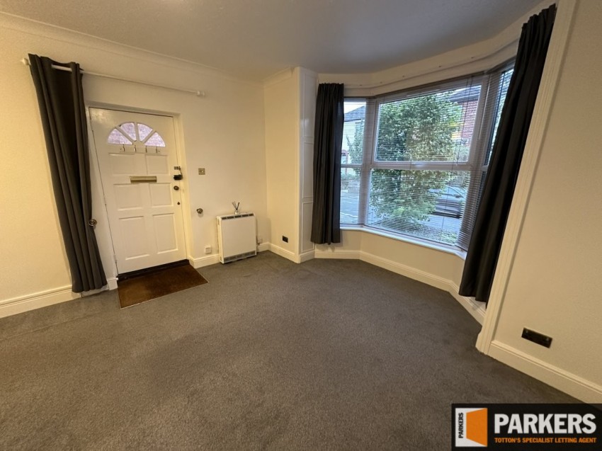 Images for 20 Avenue Road, Portswood