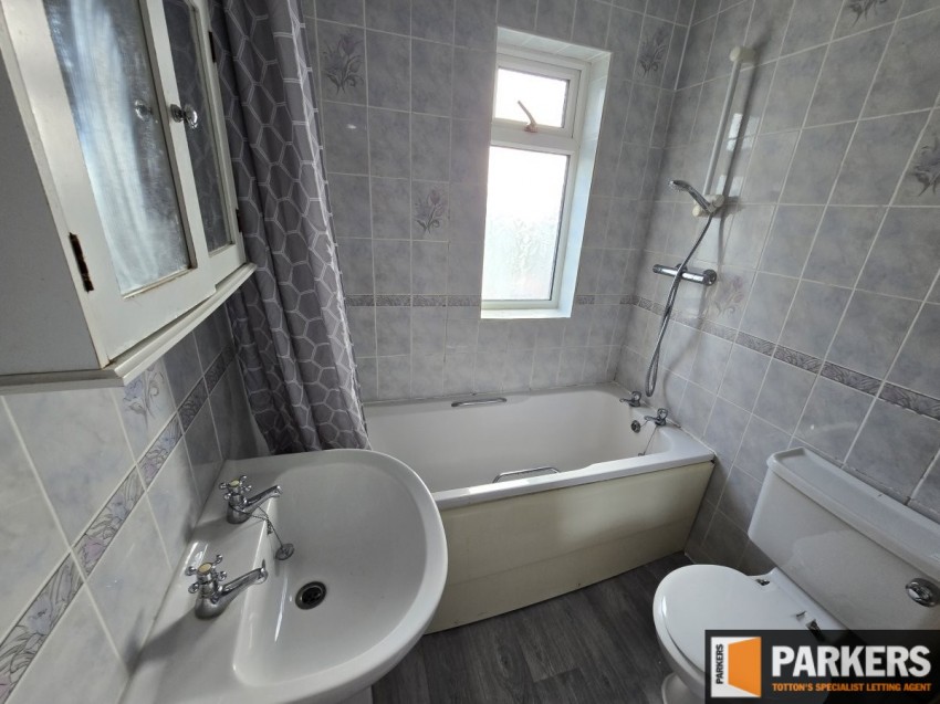 Images for Salisbury Road, Totton