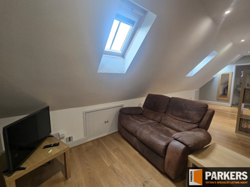 Images for Newport Lane, Braishfield