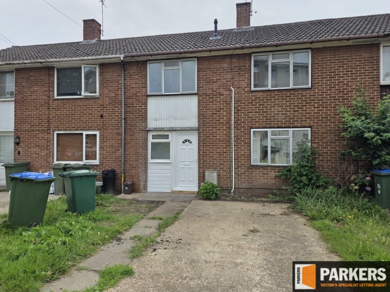 Studland Close, Millbrook