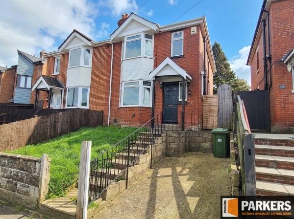 King Georges Avenue, Shirley