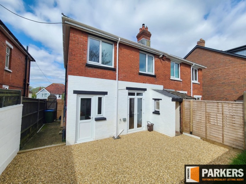 Images for King Georges Avenue, Shirley