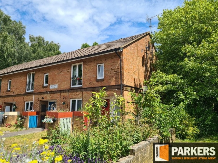 Images for Odiham Close, Lordswood