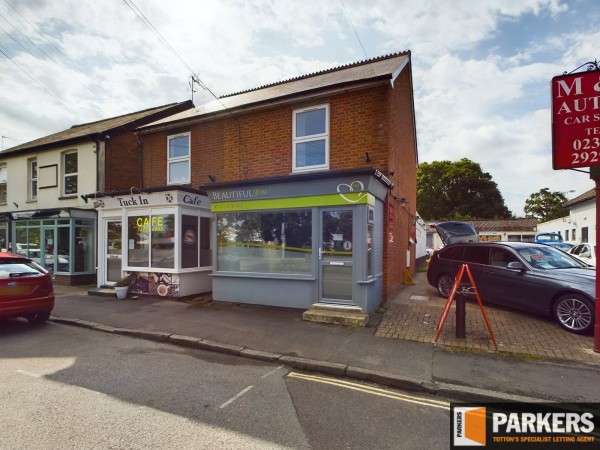 Lyndhurst Road, Ashurst