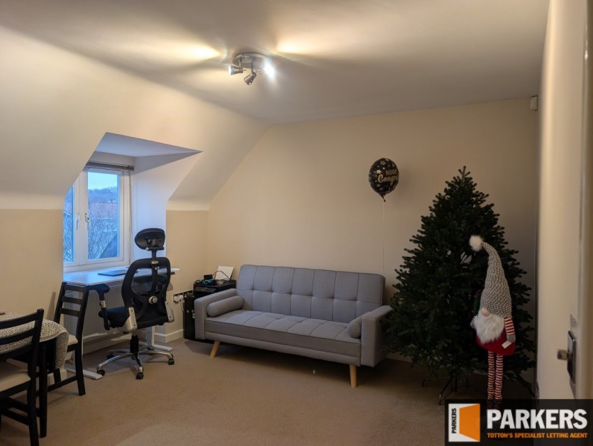 Images for Finzi Close, Sholing